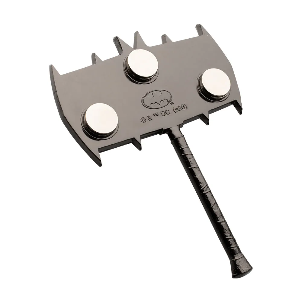 Absolute Batman Battle Axe samlerpin med avtakbare magneter