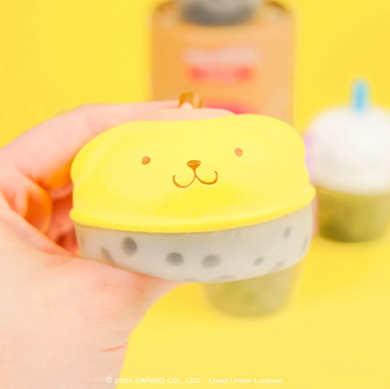 Hello Kitty and Friends Boba Tea Capsule SquiSHU squishy 1 stk. overraskelse