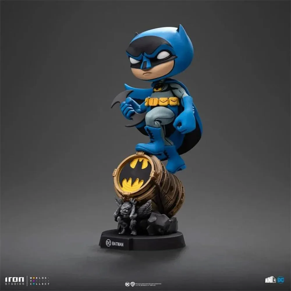 Batman MiniCo BATMAN on Bat-Signal blå vinylfigur