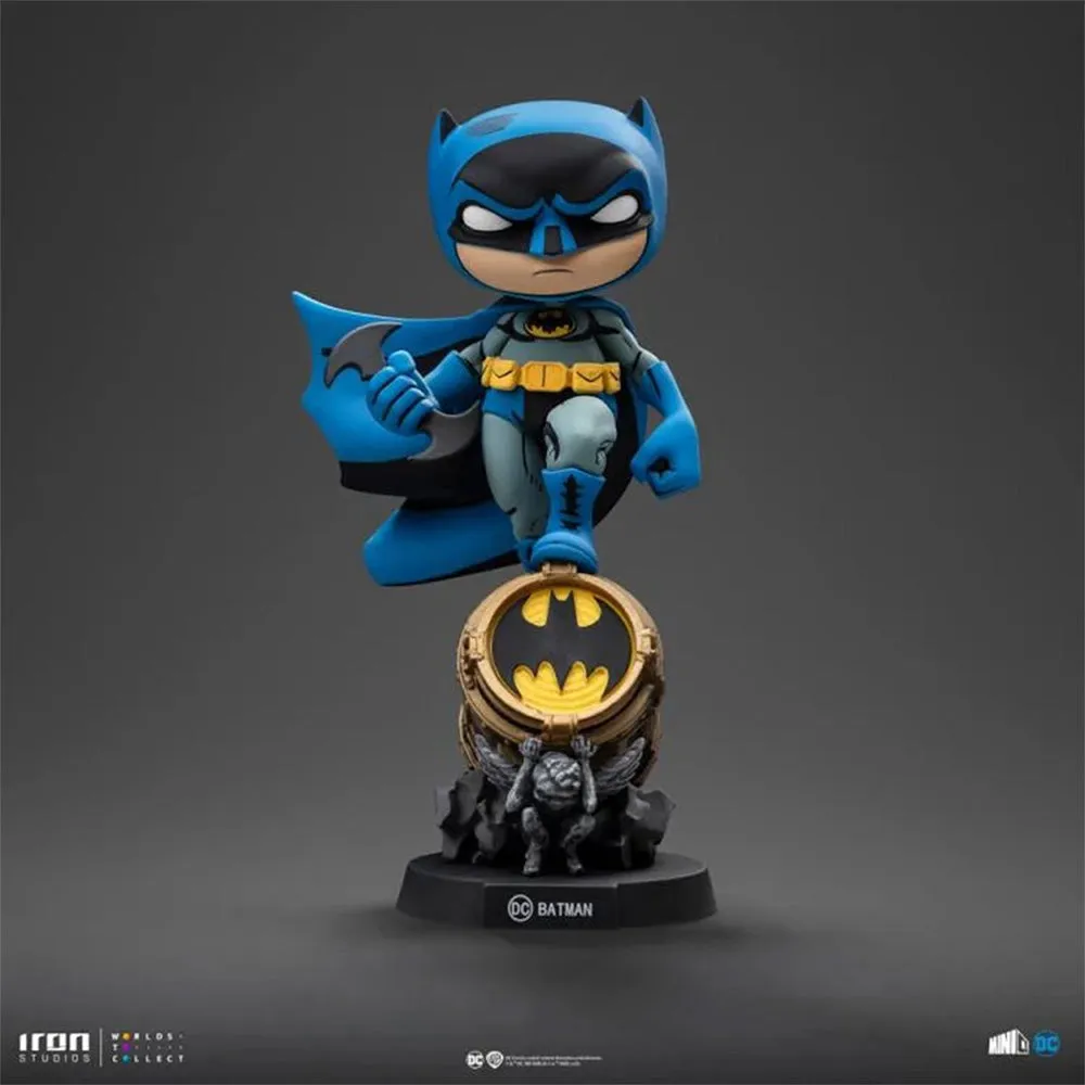 Batman MiniCo BATMAN on Bat-Signal blå vinylfigur
