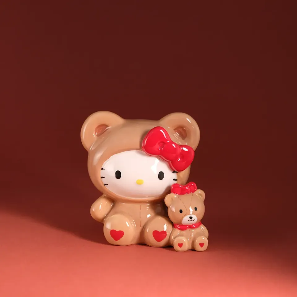Hello Kitty & Teddy Bear Love keramikkfigur med håndmalte detaljer