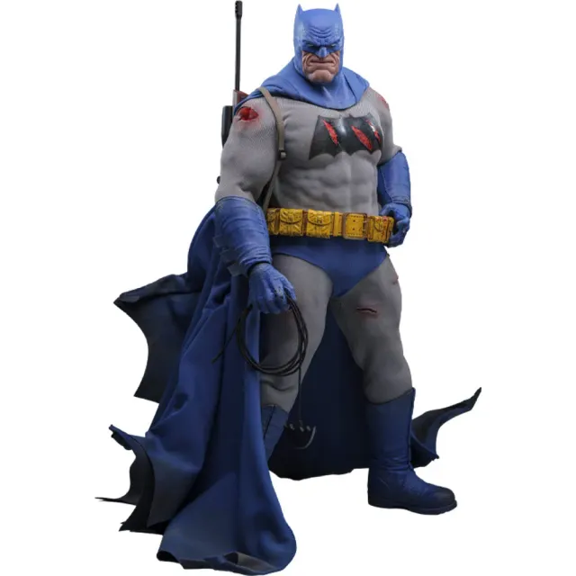Batman The Dark Knight Returns Battle Damaged actionfigur 1:6