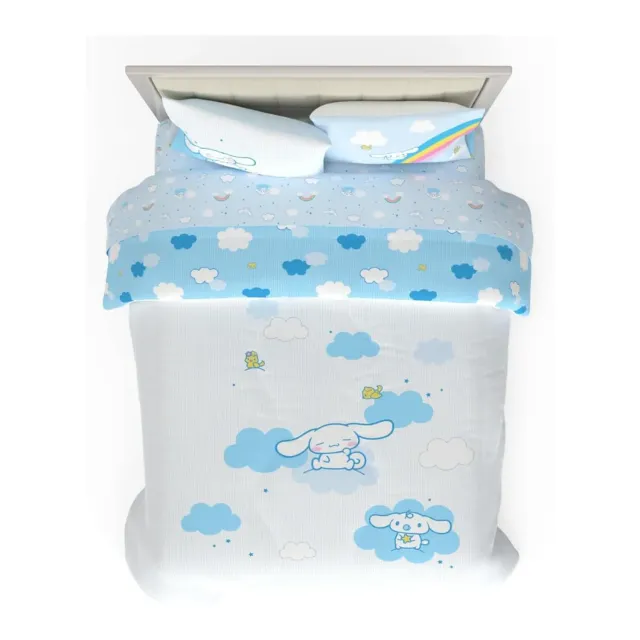 Hello Kitty Cinnamoroll Cloudy Days sengetøy Twin 4 deler vendbart