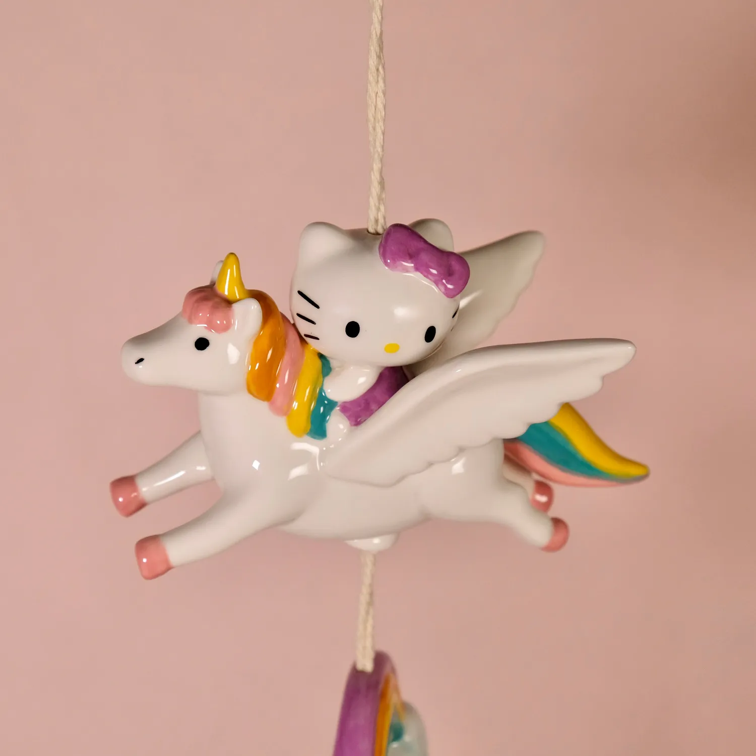 Hello Kitty Celestial keramisk vindspill enhjørning 42 cm håndmalt