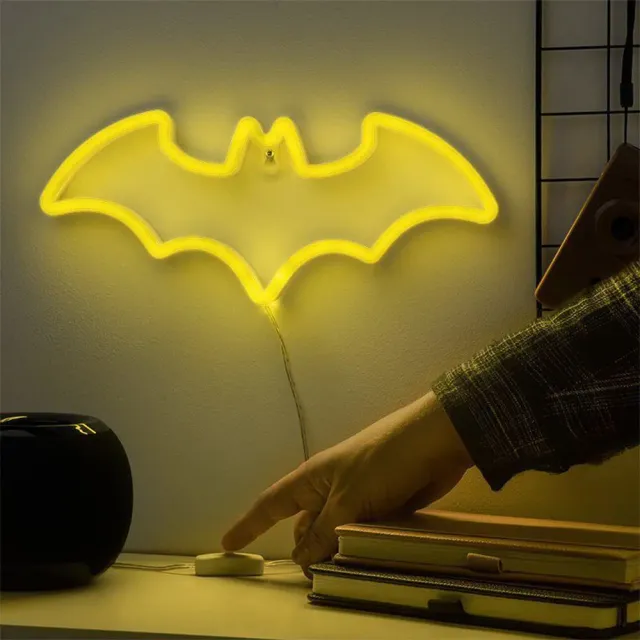 Batman LED-neonlys vegglampe Bat-symbol USB 12,8 cm