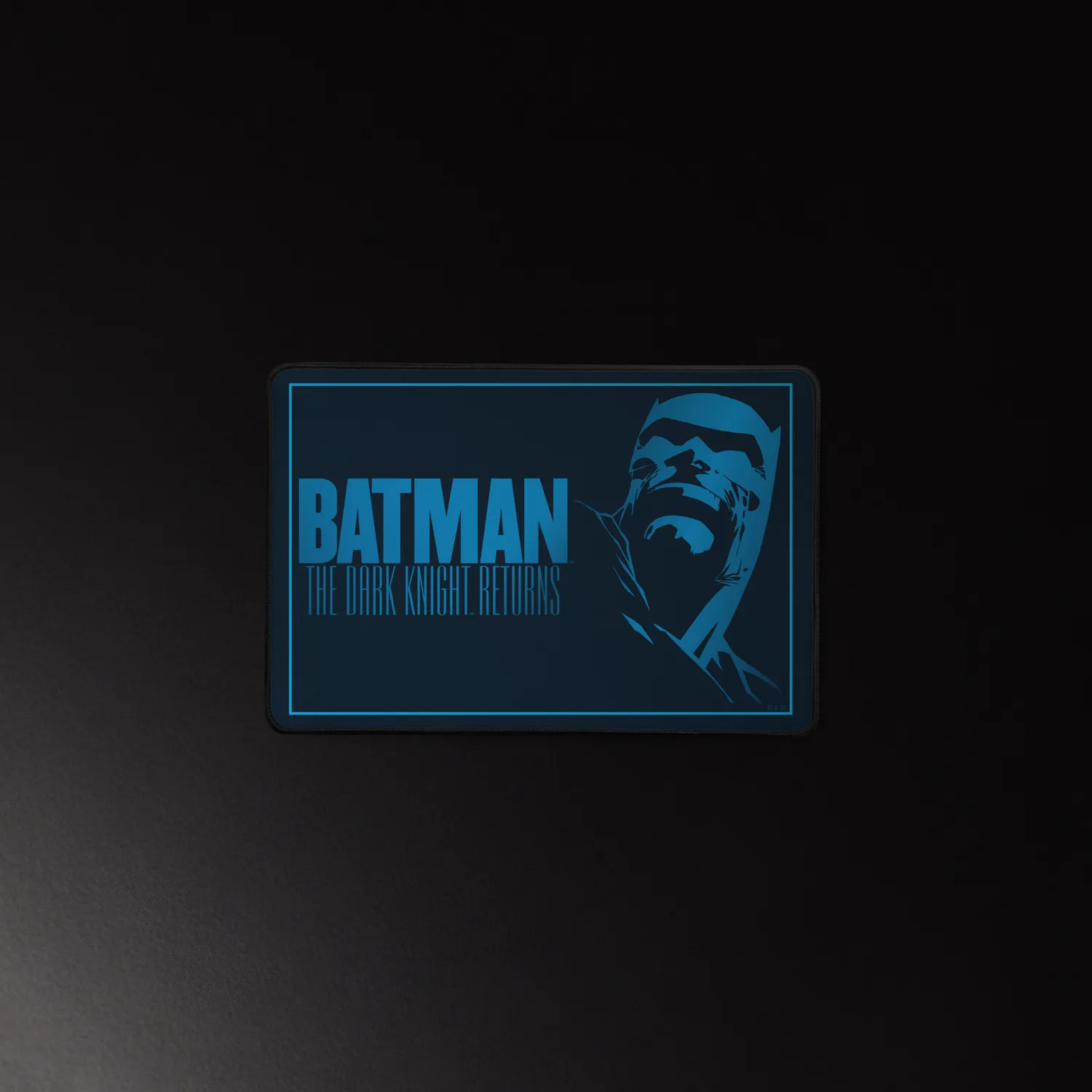 Batman The Dark Knight Returns skrivebordsmatte 16x32 antiskli